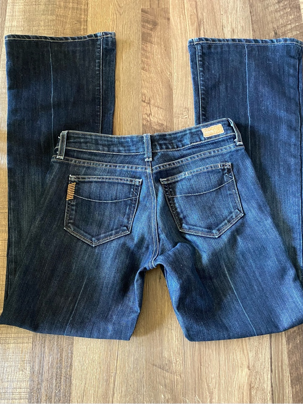 PAIGE Laurel Canyon Women’s Dark Blue Bootcut Jeans Size 27